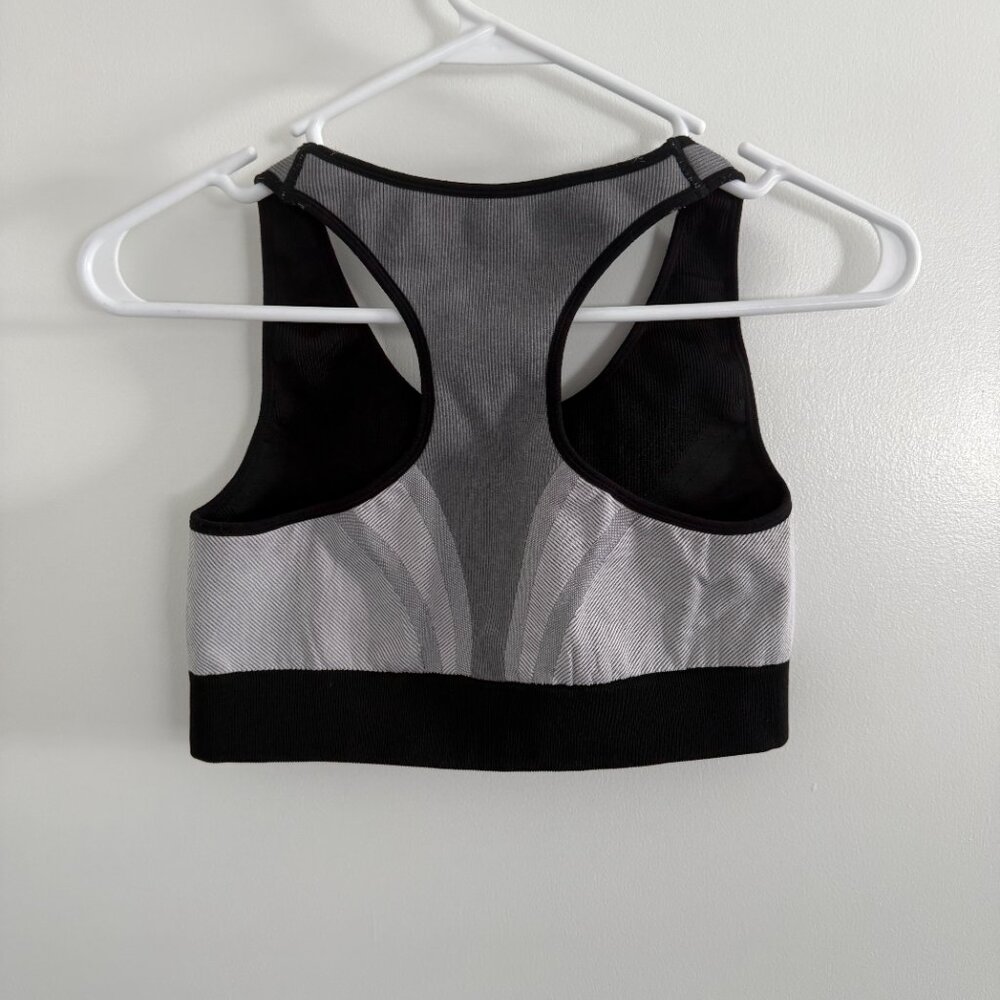 Aerie Black and White Sports Bra - EUC - Picture 2 of 2